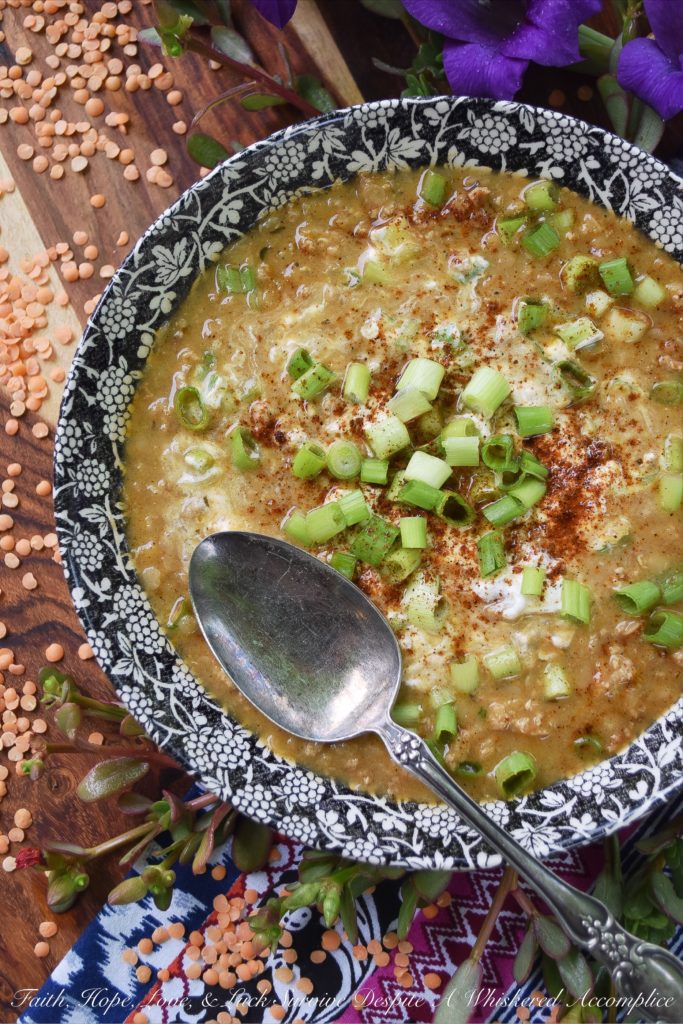 Tomato-Free Ground Chicken & Red Lentil Chili - Looking for a chili recipe that doesn’t call for tomatoes? Then you’re gonna love this homemade ground chicken chili recipe. The green chile enchilada sauce it contains gives it so much flavor, and the red lentils help thicken it up nicely. Add in a few herbs and spices, and this is one tasty tomato-free chili recipe.