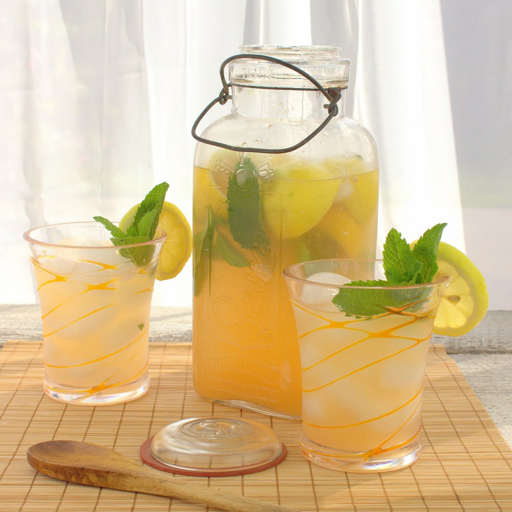 Cantaloupe Mine Lemonade - Palatable Pastime - Summer will be over before you know it. So, while the weather is still hot, get out and enjoy it as much as you can. We're helping you by sharing all our favorite picnic and cookout recipes. Hopefully, they'll inspire you to spend time with friends in the sun and enjoy the warm summer weather while it lasts.