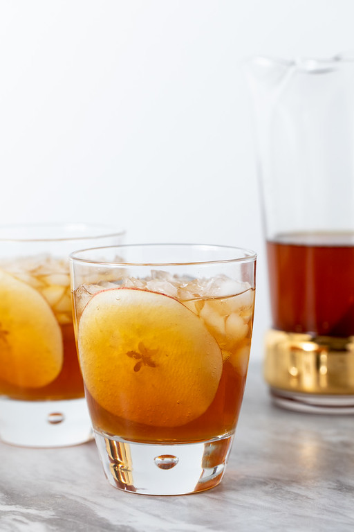 Apple Maple Dark and Stormy - Sidewalk Shoes - Welcome to Friday! Friday! Friday! Favorites! Each Friday we'll be sharing our favorite recipes of the week from other fabulous food bloggers, so make sure to visit and see what tasty over-the-top dishes we're most excited about.