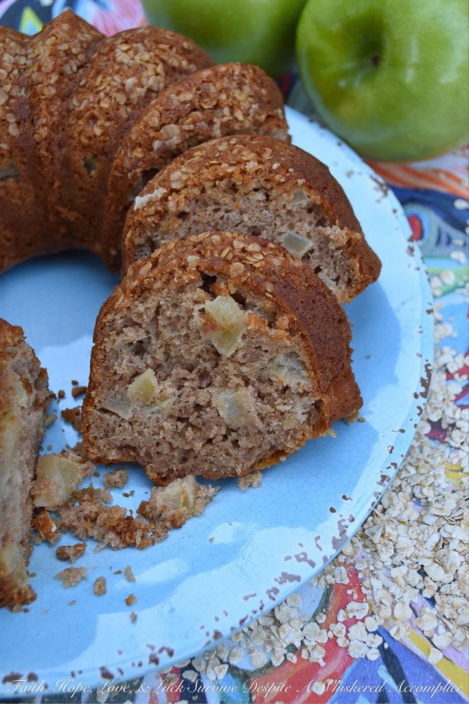 Oatmeal Apple Spice Bundt Cake (Cake Mix) - This autumn spiced apple bundt cake uses a spice cake mix as its base, for those of you who are looking to save time yet still bake a delicious cake. With its sweet crunchy oatmeal topping and moist apple-filled cake texture, this delightful cake is sure to become a huge hit, whether you serve it for breakfast, brunch, or dessert.