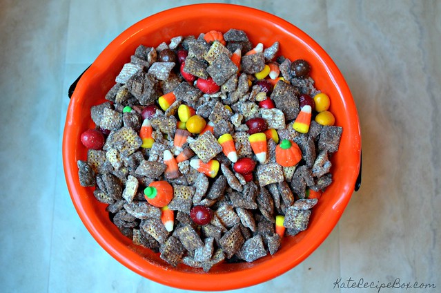 Halloween Muddy Buddies - Kate's Recipe Box - October 2019 Recipe Round-Up - Now that it's fall and Halloween's right around the corner, we're all looking for a few cute recipes to celebrate the autumn season with. This month's October recipe round-up is packed with tons of spooky sweet and savory recipes to help you and your little goblins get in the holiday spirit.