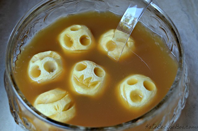 Shrunken Head Punch - Kate's Recipe Box - October 2019 Recipe Round-Up - Now that it's fall and Halloween's right around the corner, we're all looking for a few cute recipes to celebrate the autumn season with. This month's October recipe round-up is packed with tons of spooky sweet and savory recipes to help you and your little goblins get in the holiday spirit.