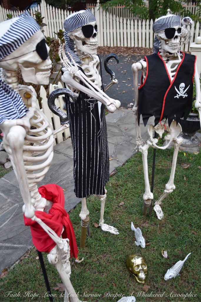 Send in the Creepy Clowns - Halloween 2019 - Welcome to yet another year at The Historic Herndon Halloween House in Herndon, Virginia. Today, we're giving you a behind-the-scenes look at 2019's "Creepy Clowns" Halloween theme. If you're scared of clowns, this is definitely not the place you want to be.