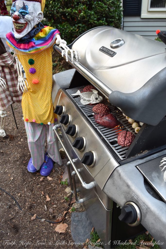 Send in the Creepy Clowns - Halloween 2019 - Welcome to yet another year at The Historic Herndon Halloween House in Herndon, Virginia. Today, we're giving you a behind-the-scenes look at 2019's "Creepy Clowns" Halloween theme. If you're scared of clowns, this is definitely not the place you want to be.