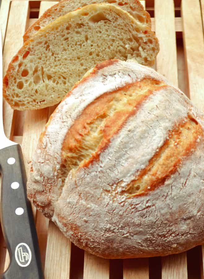 Artisan Bread | No Knead Bread - Crafty Cooking Mama - December 2019 Recipe Round-Up - Now that the holiday season has finally arrived, it's time to celebrate with some of our favorite festive recipes. Whether you're looking for a holiday appetizer to take to your work Christmas party, a quick weeknight dinner to make before picking out a tree, or a cookie or two to leave out for Santa on Christmas Eve, we've totally got you covered.
