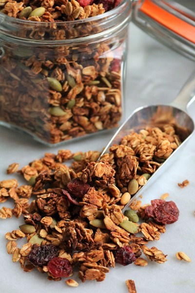 Pumpkin Granola - The Spiffy Cookie - Welcome to Friday! Friday! Friday! Favorites! Each Friday we'll be sharing our favorite recipes of the week from other fabulous food bloggers, so make sure to visit and see what tasty over-the-top dishes we're most excited about.