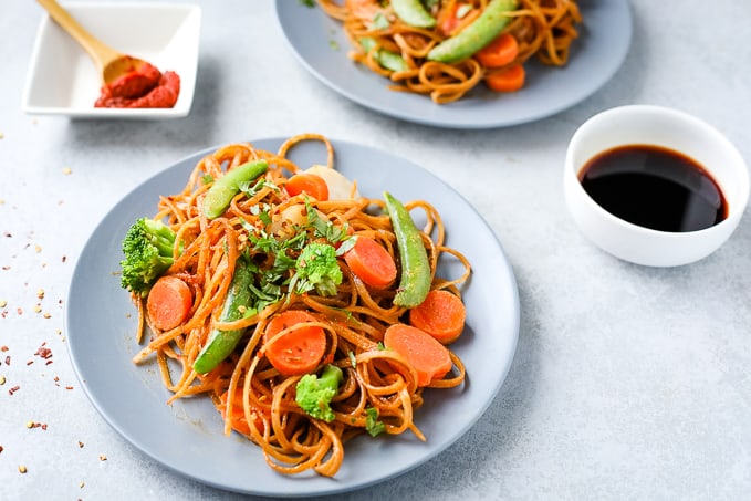 5 Ingredient Peanut Sauce Recipe - I Heart Vegetables - Welcome to Friday! Friday! Friday! Favorites! Each Friday we'll be sharing our favorite recipes of the week from other fabulous food bloggers, so make sure to visit and see what tasty over-the-top dishes we're most excited about.