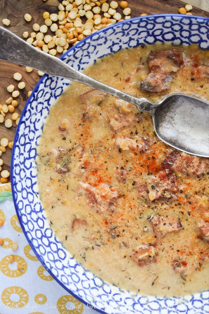 Slow Cooker Bacon & Yellow Split Pea Soup - With this slow cooker bacon and yellow split pea soup, you can have a warm, comforting, and extremely delicious dinner on the table in almost no time at all. It requires very little time and effort to put together, and as an added bonus, you'll come home to a house that smells absolutely amazing. I mean, really, who doesn't love the smell of bacon?