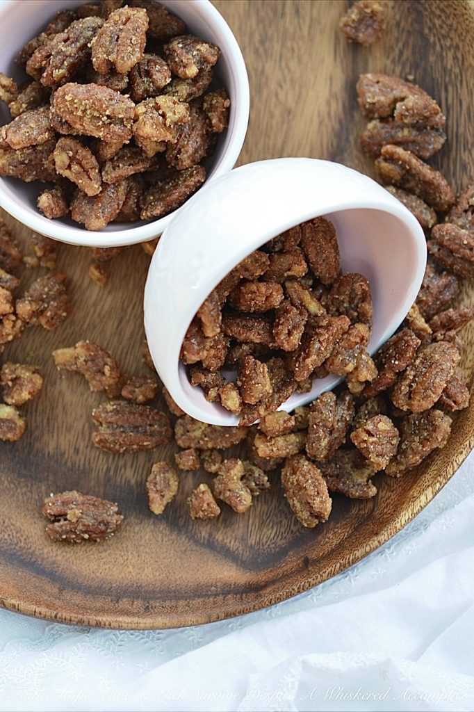 Crockpot Cinnamon Praline Pecans - Praline pecans are perfect as a snack alone, but they also go great in and on baked desserts. This simple crockpot method of cooking them makes them easy to have on any day of the week.