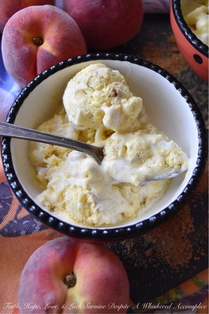 Marshmallow Creme Fresh Peach Pie Ice Cream - Peach pie is pretty amazing, and ice cream only helps to make it even better. Now, imagine homemade peach pie ice cream with marshmallow creme swirled in. Pretty much sounds like fresh peach heaven, doesn't it? This is one summer ice cream recipe you're definitely gonna want to try at least once, if not five times.