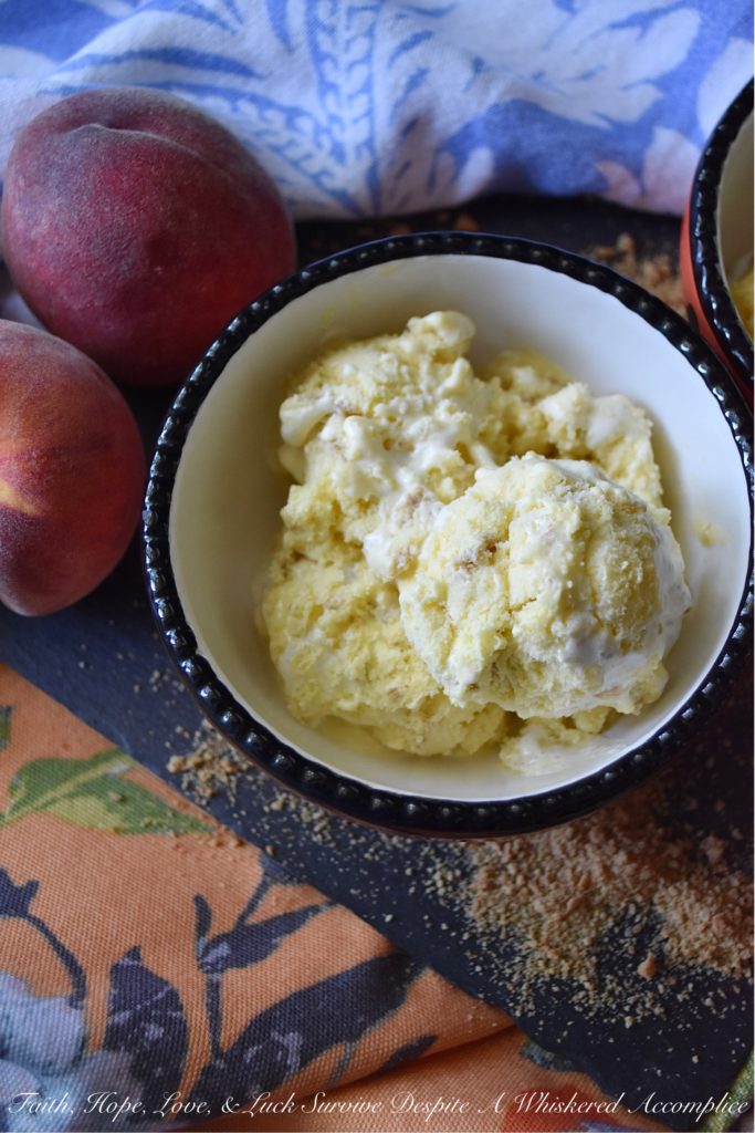 Marshmallow Creme Fresh Peach Pie Ice Cream - Peach pie is pretty amazing, and ice cream only helps to make it even better. Now, imagine homemade peach pie ice cream with marshmallow creme swirled in. Pretty much sounds like fresh peach heaven, doesn't it? This is one summer ice cream recipe you're definitely gonna want to try at least once, if not five times.