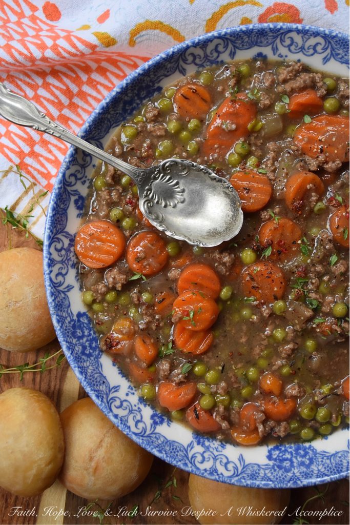 One-Pot Frozen Vegetable Ground Beef Stew - Comfort food doesn't require a lot of time to make and it also doesn't have to be super-fattening. With this healthier ground beef stew recipe, you can use frozen vegetables to save on prep time while still enjoying a comforting bowl of beef stew for dinner. Add on a fresh garden salad and/or a warm dinner roll and dinner is served.