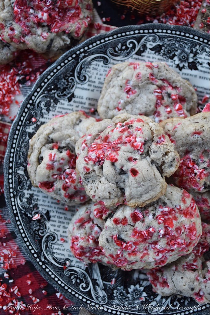 Peppermint Cream Cheese Crushed Oreo Cookies - These soft oreo-stuffed cookies practically scream Christmas. Made with cream cheese, super-loaded with crushed oreo cookies, and topped with just the right amount of peppermint, these holiday cookies are simply too good to resist. I think you'll definitely agree that they have just the right amount of holiday flavor, festive color, and delicious cookie texture to get anyone into the holiday spirit. 