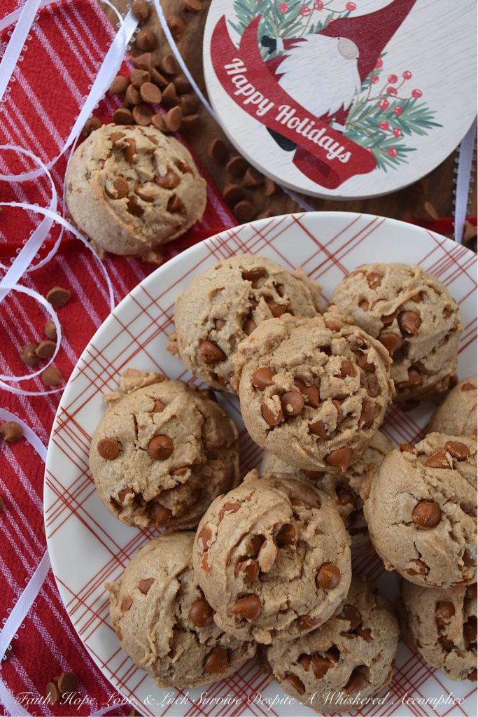 Cinnamon Chip Holiday Spice Cake Mix Cookies - Not everyone has time around the holidays to bake homemade, completely from scratch Christmas cookies. That's where using a boxed spice cake mix comes in handy. Simply add a few extra ingredients to create an easy, quick, and absolutely delicious "homemade" Christmas cookie with a serious cinnamon punch. No one will even guess that these cookies came from a boxed cake mix.