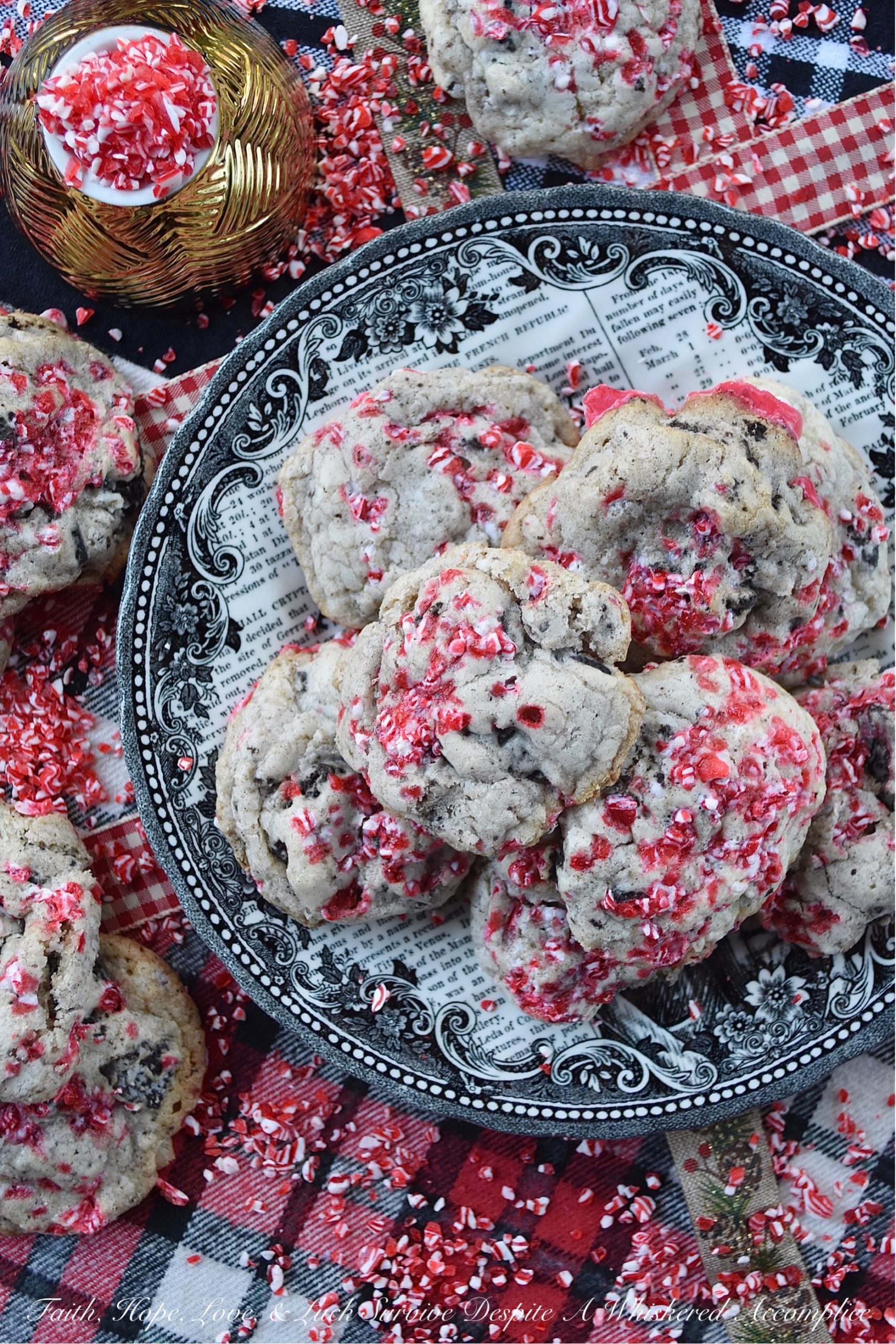 Peppermint Cream Cheese Crushed Oreo Cookies