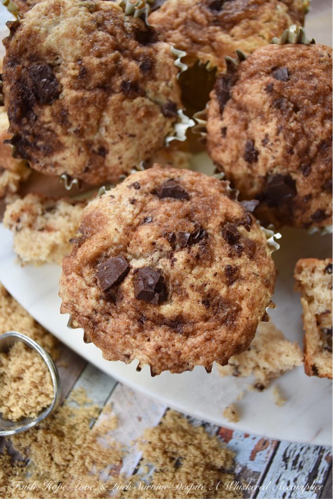 Brown Sugar Cinnamon Chocolate Chunk Muffins - Anyone can make a chocolate chip muffin, however, why should you settle for an ordinary muffin when you can enjoy an extra-ordinary muffin? These sweet muffins have cinnamon, chocolate chunks, and a buttery brown sugar topping. Whether you eat these for breakfast, dinner, or even as a mid-day snack, I know you're going to absolutely love these soft, tender, moist, and crunchy brown sugar muffins.