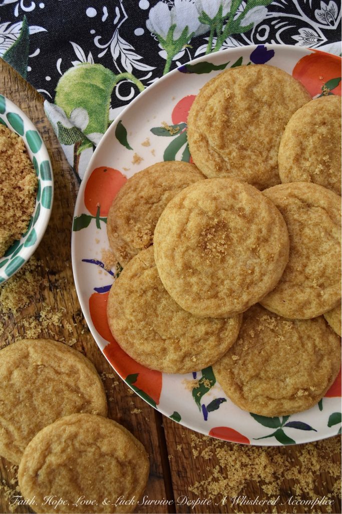 Brown Sugar & Bourbon Sugar Cookies - When it comes to sugar cookies, you don't always have to use granulated sugar. Brown sugar gives these bourbon-infused cookies an absolutely lovely texture, not to mention an incredible taste. And, it certainly doesn't hurt that these sweet cookies have an amazing bourbon flavor. I mean, seriously, booze and cookies, how can you go wrong?