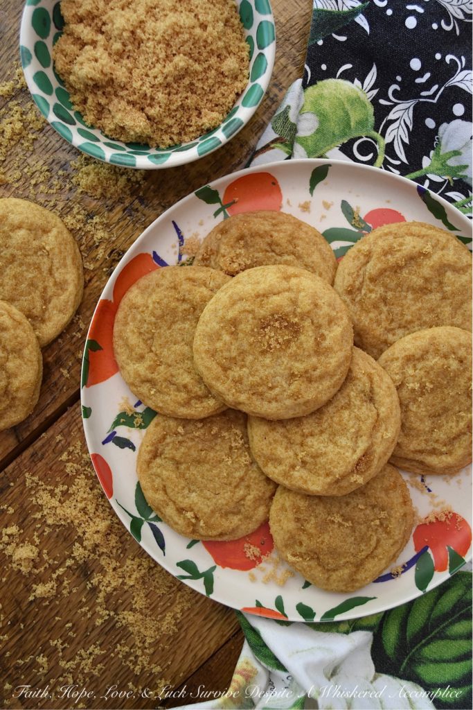 Brown Sugar & Bourbon Sugar Cookies - When it comes to sugar cookies, you don't always have to use granulated sugar. Brown sugar gives these bourbon-infused cookies an absolutely lovely texture, not to mention an incredible taste. And, it certainly doesn't hurt that these sweet cookies have an amazing bourbon flavor. I mean, seriously, booze and cookies, how can you go wrong?
