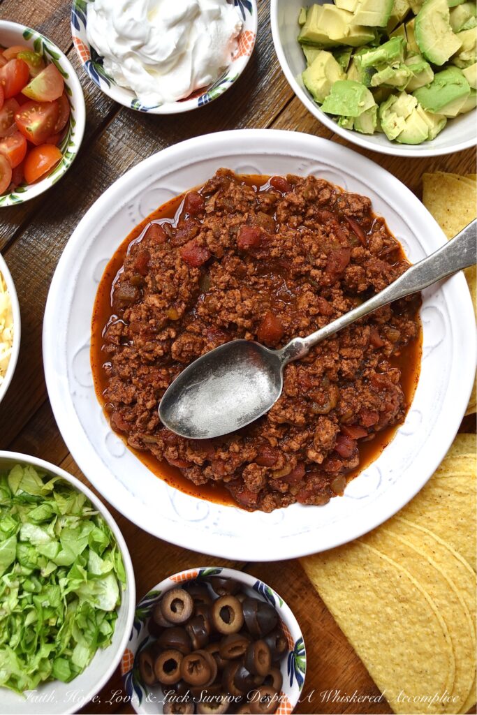 One-Skillet Green Chile Ground Turkey Taco Meat - Taco meat is one of the most versatile recipes you can make on a busy weeknight. It can be used to make hard or soft tacos, served over rice, used to make taco bowls, or even served on top of crispy tortilla chips. And with this healthy ground turkey one-skillet taco meat recipe, made using canned tomatoes and green chiles, you won't be stuck having to clean a lot of dishes afterward. Lots of homemade flavor with very little effort involved.