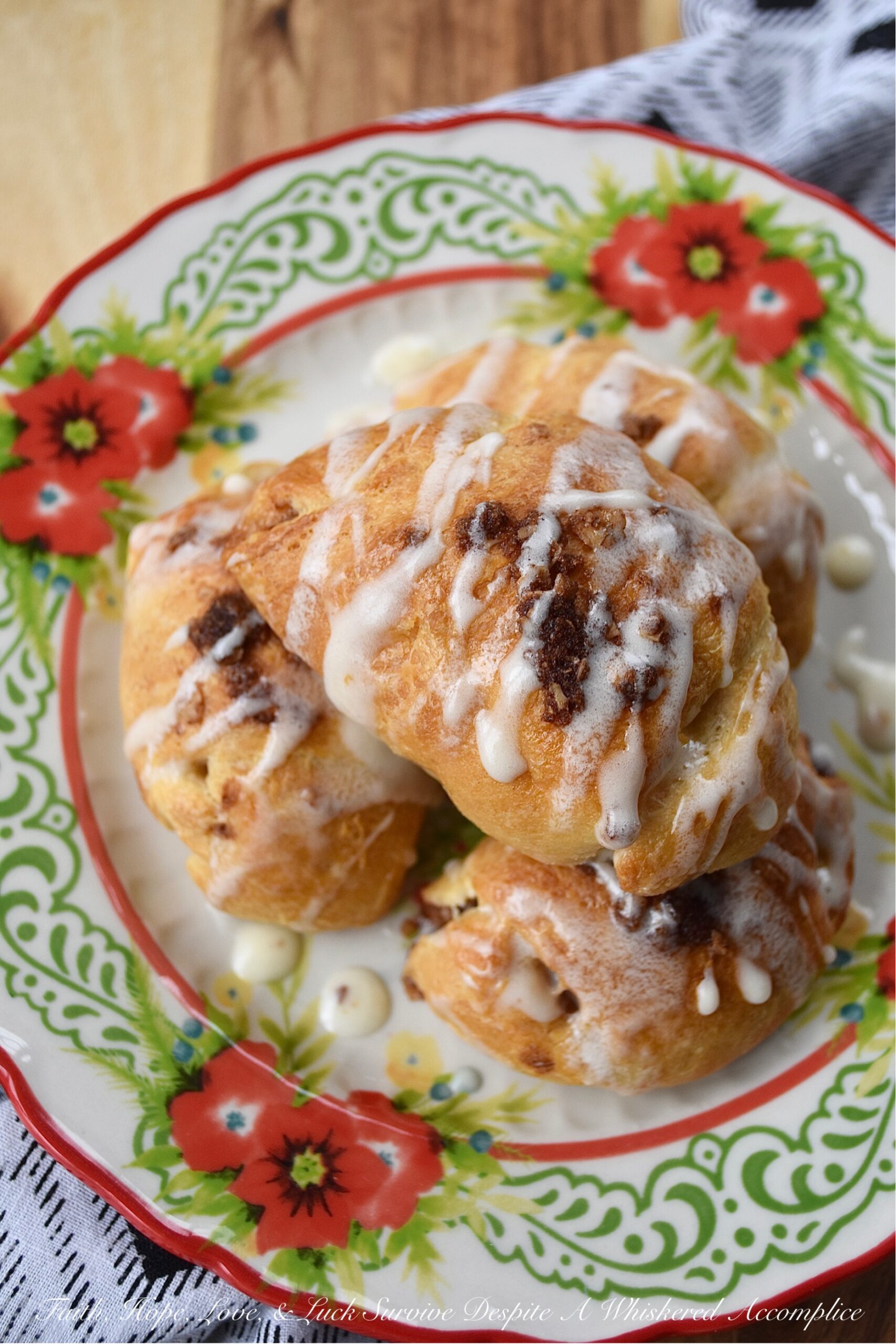 Crescent-Wrapped Cinnamon Apple Slices