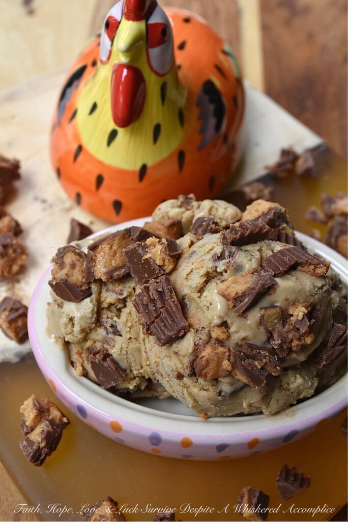 Peanut Butter Cup Coffee Ice Cream - If you have a strong affection, or even perhaps an addiction, to coffee, ice cream, or peanut butter cups, this is definitely the dessert for you. This sweet peanut butter cup coffee ice cream owes its rich and creamy decadent texture to its frozen custard base and its over-the-top flavor to roughly chopped peanut butter cups, vanilla, and instant espresso.