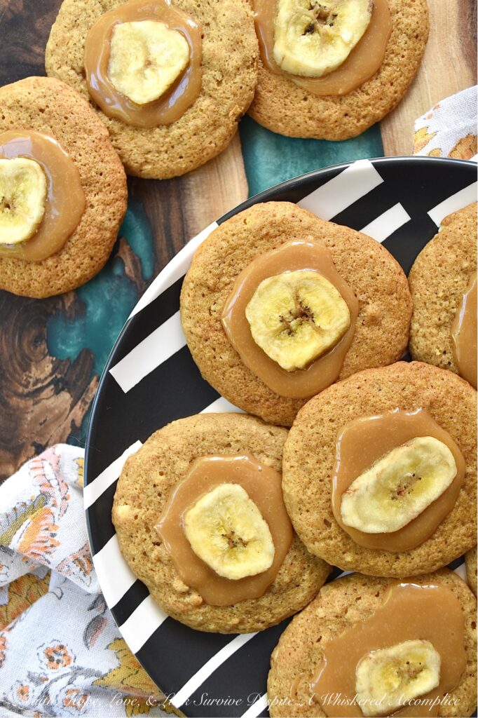 Banana Chip Cookies with Melted Caramel - Wondering what to do with that overripe banana you have sitting on your kitchen counter? Why not make these banana chip cookies with melted caramel? These cookies have a soft and moist texture, and when combined with the crunch of the banana chips and the creamy sweetness of the melted caramel, they make for the perfect sweet dessert treat. With these banana cookies, you'll never have to worry about what to do with overripe bananas again.