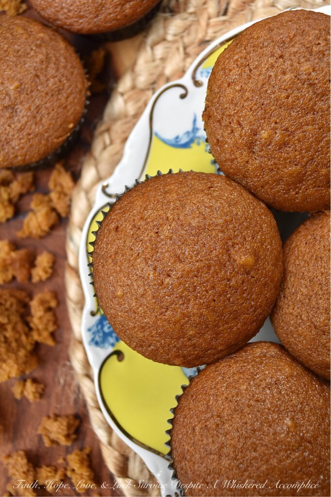 Buttery Cinnamon Pumpkin Muffins - Nothing says autumn like the smell of pumpkin muffins baking on a crisp fall day. Made with ground cinnamon, canned pumpkin, butter, and a healthy dose of vanilla, these muffins are sure to be a hit with everyone. They have a super-moist texture and a sweet, buttery flavor that's pretty hard to resist. Enjoy them with a cup of coffee or tea for breakfast, as a special occasion dessert treat, or even share them with friends as a way to welcome autumn.