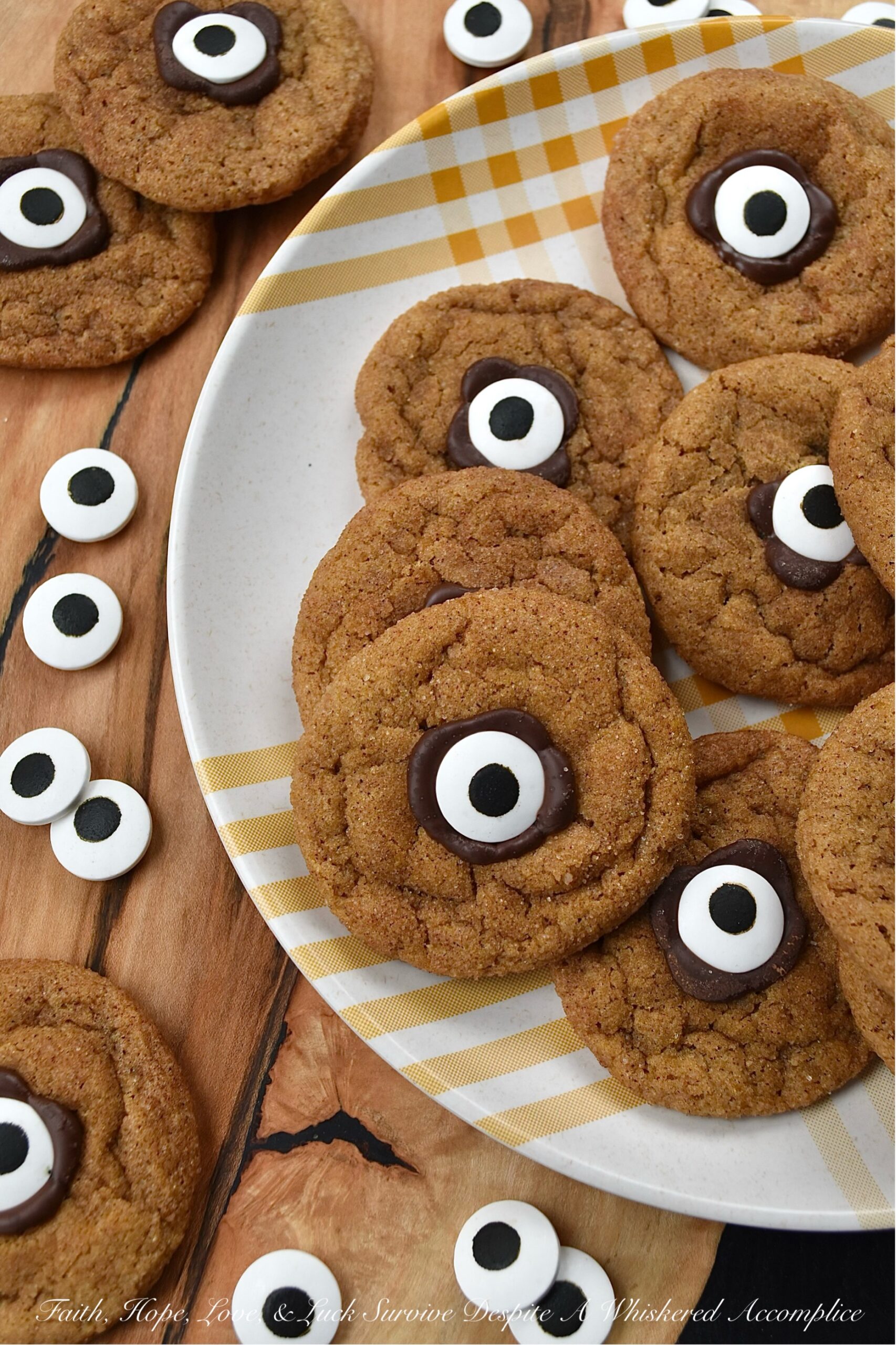 Cinnamon Sugar Pumpkin Cyclops Cookies