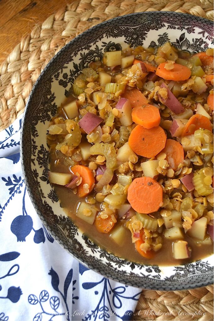 Healthy Crockpot Balsamic Italian Lentil Soup - This healthy crockpot soup is the perfect solution for those busy weeknights when you want something quick and easy for dinner, but also want to enjoy a guilt-free meal. Balsamic vinegar and honey give this soup a tangy and slightly sweet flavor, which pairs perfectly with the earthiness of the lentils, Italian seasoning, and fresh vegetables it contains. And, since this soup is slow-cooked, the vegetables and lentils retain their texture and don't turn into mush like they sometimes do when cooked on a stovetop.