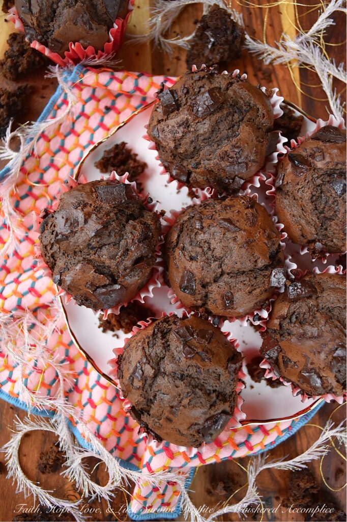 Dove Dark Chocolate Chunk Cakey Muffins - Say goodbye to boring breakfast options and hello to decadent chocolate muffins that will satisfy your sweet tooth without being too sugary. Made with Dove Dark Chocolate Promises, these muffins strike the perfect balance between dense and cakey, with a rich and chocolatey flavor that will leave you wanting more. And the best part? They're not overly sweet, making them the perfect breakfast treat. Paired with fresh fruit, this is one breakfast muffin you'll be excited to roll out of bed for.