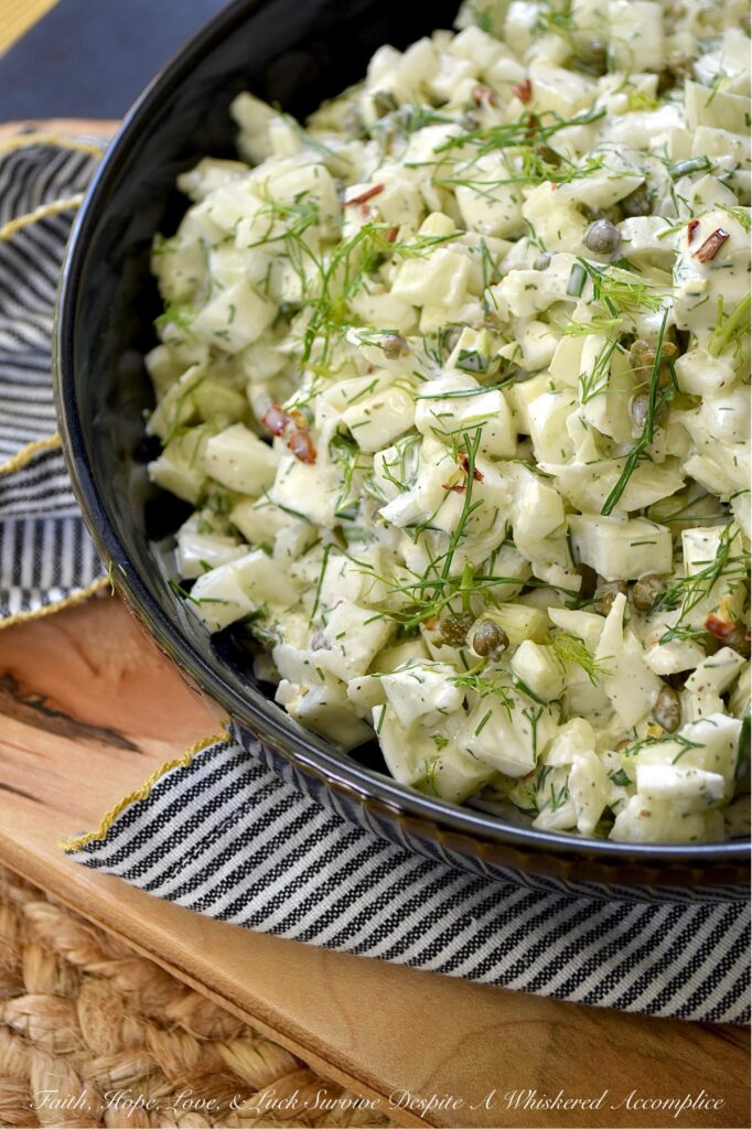 Creamy Fresh Herb Fennel Salad with Capers - Tired of the same boring coleslaw? While there’s nothing wrong with a classic, sometimes you simply crave a vibrant, fresh, and unexpectedly delicious alternative that still delivers a similar satisfying crunch and creamy texture. In this crunchy fennel side dish, crisp, subtly anise-flavored fennel is the star of the show. A rich, flavorful, creamy dressing and a mixture of aromatic fresh herbs pair perfectly with this chopped fennel salad, while capers add an irresistible pop of briny saltiness.