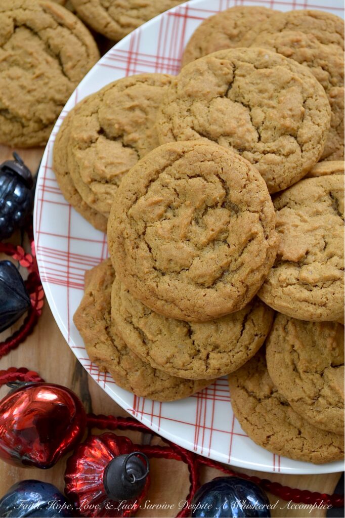 Soft & Chewy Molasses Spice Cookies - If you could only bake one cookie this holiday season, this should be it. Seriously. Forget the fussy, decorated sugar cookies and the crumbly shortbread for a moment. These Soft & Chewy Molasses Spice Cookies are a stand-alone star, boasting a deeply comforting flavor profile of ginger, cinnamon, cloves, nutmeg, and rich molasses. More importantly, this has the potential of being the most adaptable recipe in your cookie arsenal. Think of it as the little black dress of your recipe box. Perfect on its own, but ready to be accessorized with anything from white chocolate, dried fruit, or candied ginger to festive holiday-colored chocolate candies or a sweet powdered sugar icing drizzle. This perfect molasses spice cookie recipe is the ultimate blank canvas, ready to be transformed into whatever your lil' holiday heart desires.