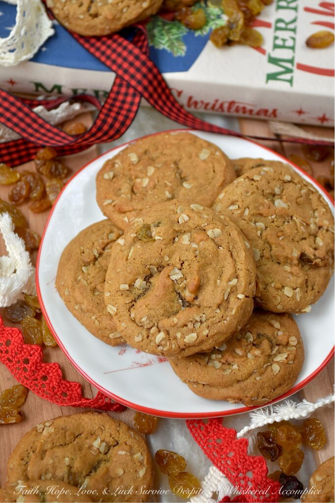 Buttery Oatmeal Raisin Molasses Spice Cookies - There’s nothing quite like biting into a soft, chewy molasses spice cookie, all warm with ginger, cinnamon, nutmeg, and cloves. But what if you were to take that classic comfort and give it a little twist? Picture all that cozy spice, but with the buttery chew of an oatmeal cookie and sweet golden raisins tucked into every bite. It’s like your favorite oatmeal raisin cookie and your go-to molasses spice cookie decided to team up and become the ultimate cookie duo. It’s the familiar comfort you crave, elevated into something entirely new and utterly addictive. If you love oatmeal raisin cookies, prepare to fall in love all over again.