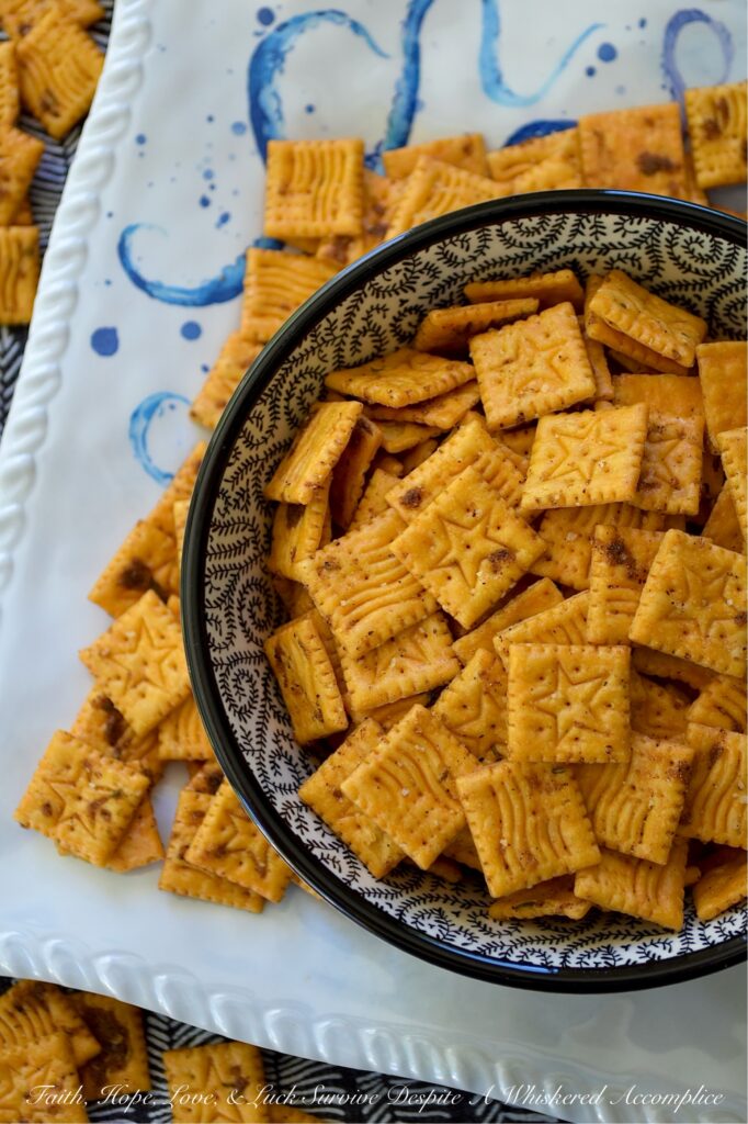 Sweet & Spicy Jerk Seasoned Cheez-It Crackers - Let’s be honest, placing a box of crackers in a bowl is the ultimate, "I tried, but not really." party move. But with a handful of spices and a little bit of time in the oven, you can transform that same box of crackers from an emergency snack into a dangerously addictive nibble. These Sweet & Spicy Jerk Seasoned Cheez-it Crackers have a bold Caribbean-inspired crunch that hits every flavor note: savory, cheesy, spicy, and perfectly sweet. Fair warning, once you put out the bowl, it’s going to disappear fast.