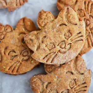 The 12 most unforgettable sweet, delicious, and absolutely gorgeous Christmas cookies to help your holiday cookie platter become a festive show-stopper.