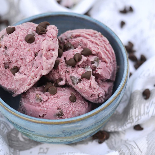 Square 500 – Blended Cherry Chocolate Chip Ice Cream 